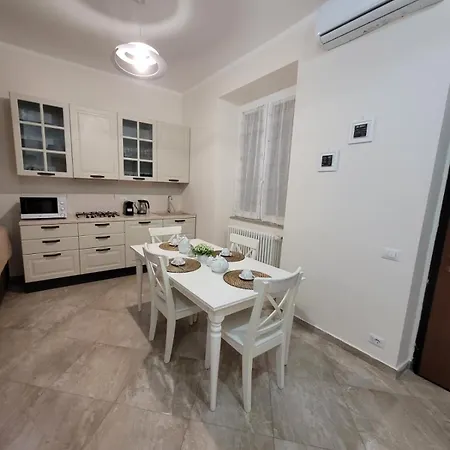 Villino Paola * Roma